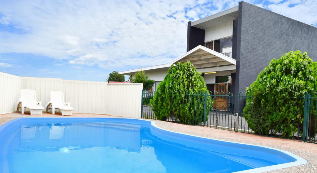 Tamworth City Motel Экстерьер фото